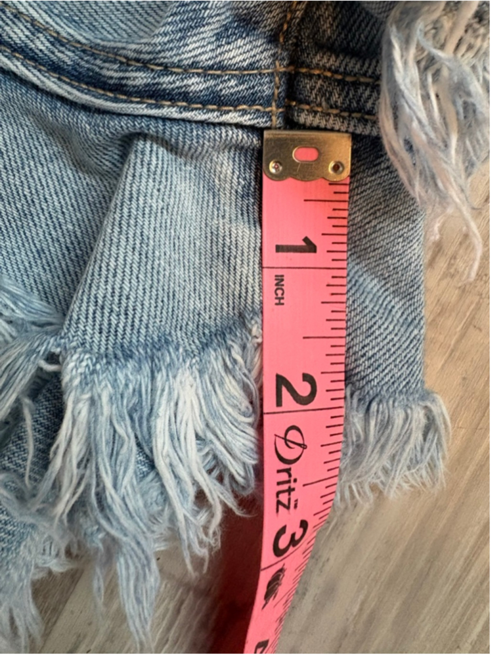 Hidden Jeans Distressed High Rise Denim Shorts Button Fly Light Wash S - Picture 10 of 12